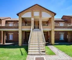 Apartment / Flat for sale in Mooikloof Ridge
