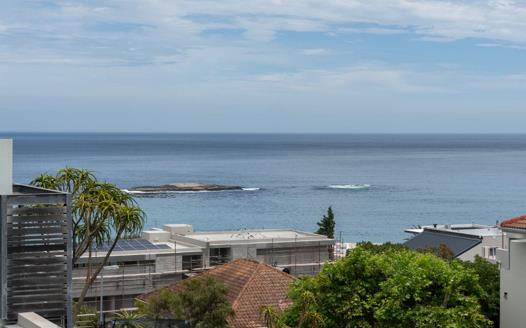 4 Bedroom House for sale in Camps Bay
