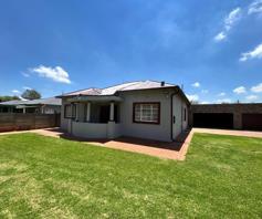 House for sale in Dalview