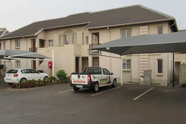 Secure One-Bedroom Unit in Klippoortjie Complex - Ideal Lock-Up-And-Go!

Discover affordable, secure living in the established suburb ...