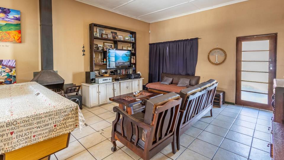 Listing number: P24-116894207, Image number: 2