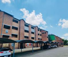 Apartment / Flat for sale in Heuweloord