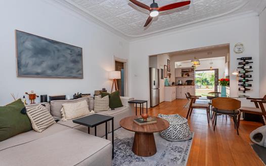 3 Bedroom House for sale in Norwood