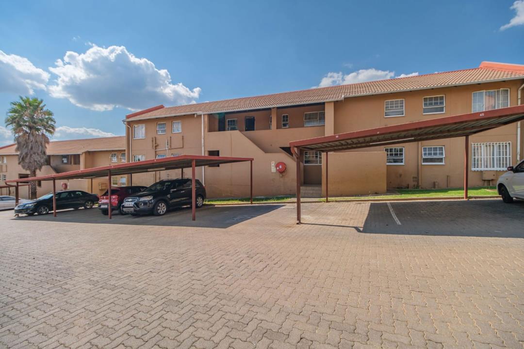 2 Bedroom Townhouse for sale in Lindhaven - 431 Dempers Street - P24 ...