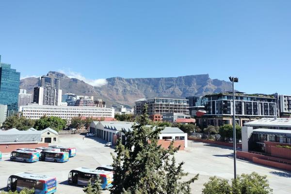 Positioned just outside the Waterfront precinct in the ever-popular De Waterkant, this ...