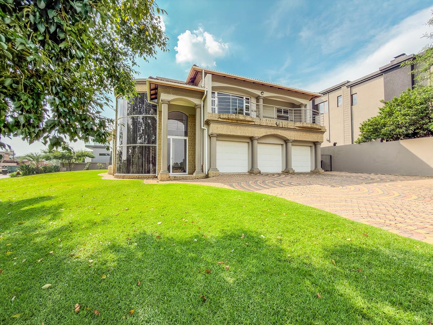 4 Bedroom House for sale in Ebotse Golf Estate - 1 Waterberry Drive ...