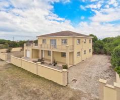 House for sale in Pearly Beach