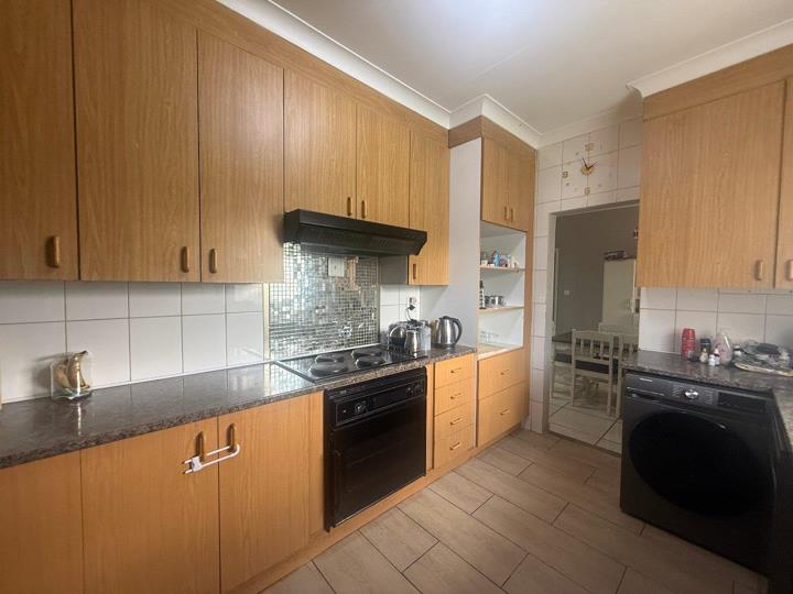 3 Bedroom House for sale in Three Rivers - P24-116915085