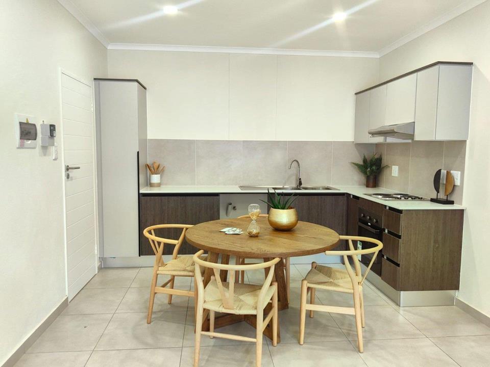 1 Bedroom Apartment / flat for sale in Greenstone Ridge - P24-116916347
