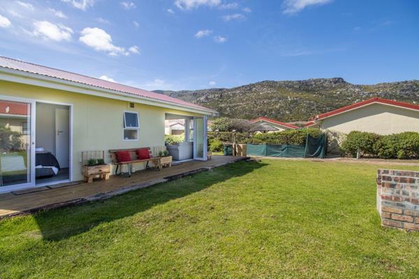 | 2 Bedrooms | Direct Access to the Beach | Secure Holiday Complex
This beautifully ...