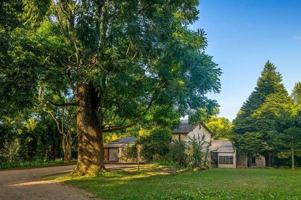 Harcourts certified non-distressed luxury auction. This platform is open and transparent for all parties. Seller is under no financial ...