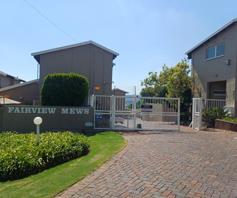 Townhouse for sale in Weltevreden Park