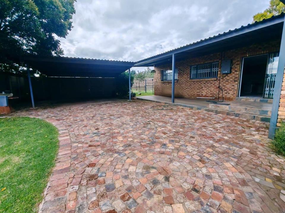 Listing number: P24-116926377, Image number: 1