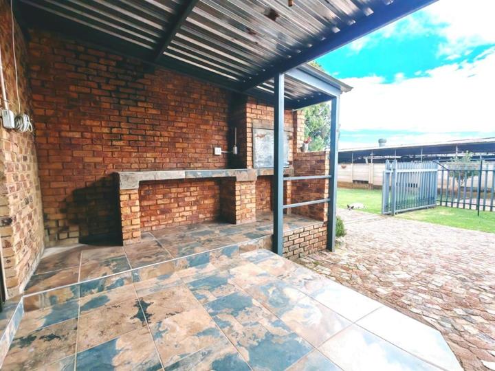 Listing number: P24-116926377, Image number: 2