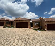 Townhouse for sale in Chancliff Ridge