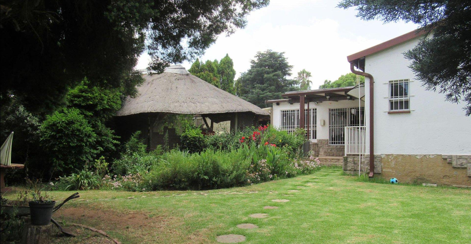 3 Bedroom House for sale in Randpark Ridge - P24-116936409