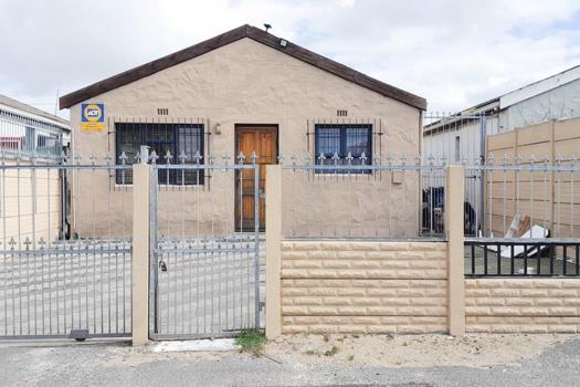2 Bedroom House in Belhar