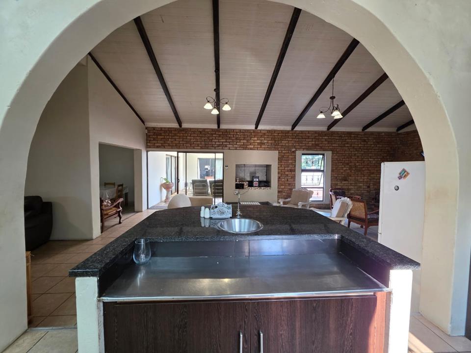 Listing number: P24-116943606, Image number: 1