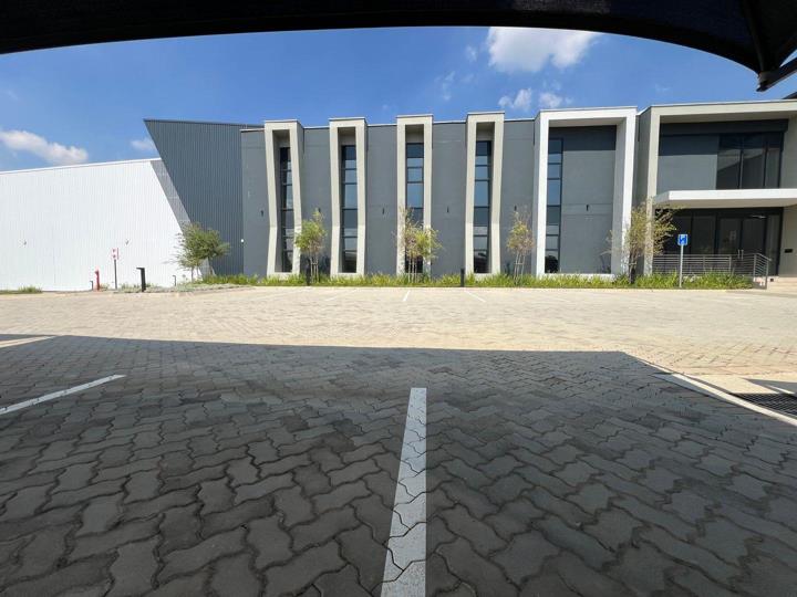 Industrial property to rent in Samrand Business Park - 1 Falcon Valley ...