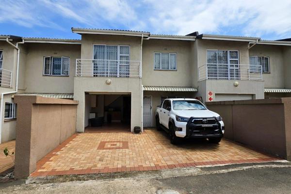 TEAM SHANE PROPERTIES | Secure 3 Bedroom Duplex with Garage &amp; Multiple Parking
This well kept duplex in Bakerville offers ...