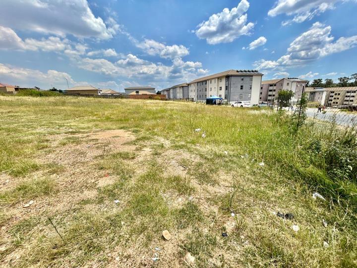 Vacant land / plot for sale in Riverside View - P24-116947305