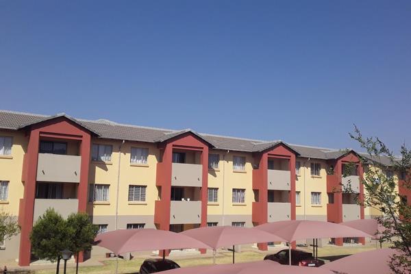 2 Bedroom apartment to rent

Well, sought after apartment on the middle floor.

Easy ...