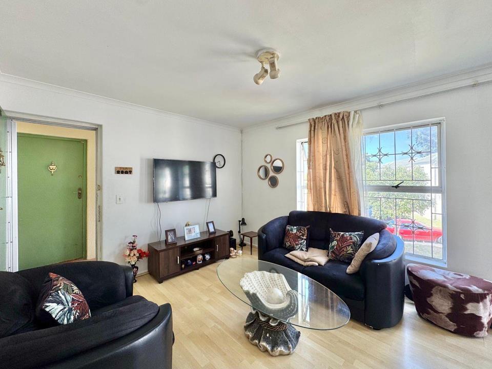 Listing number: P24-116957076, Image number: 1, Image
