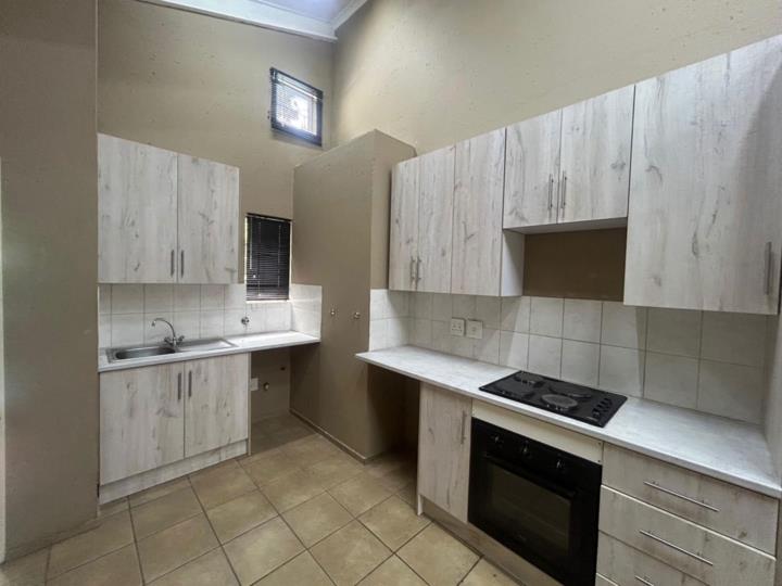 Listing number: P24-116961517, Image number: 2