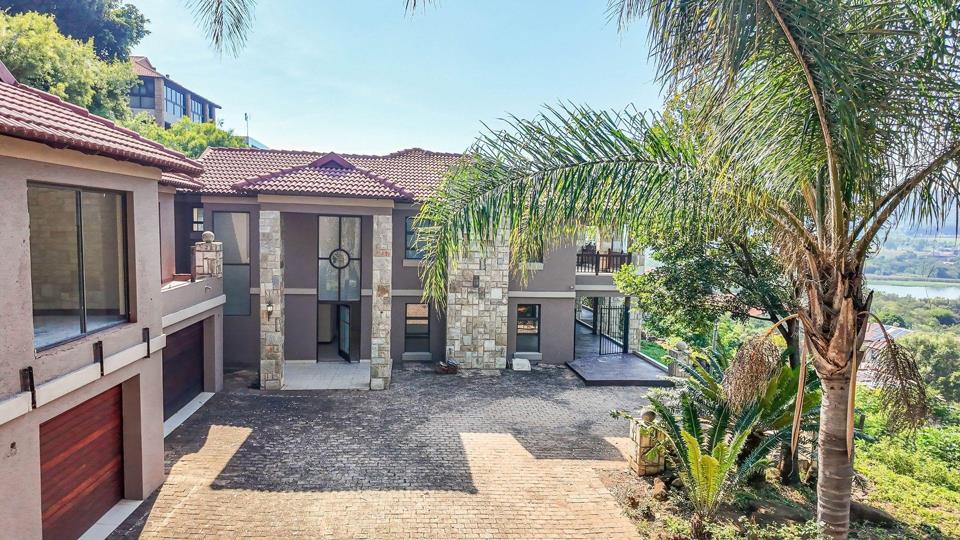Listing number: P24-116882130, Image number: 2