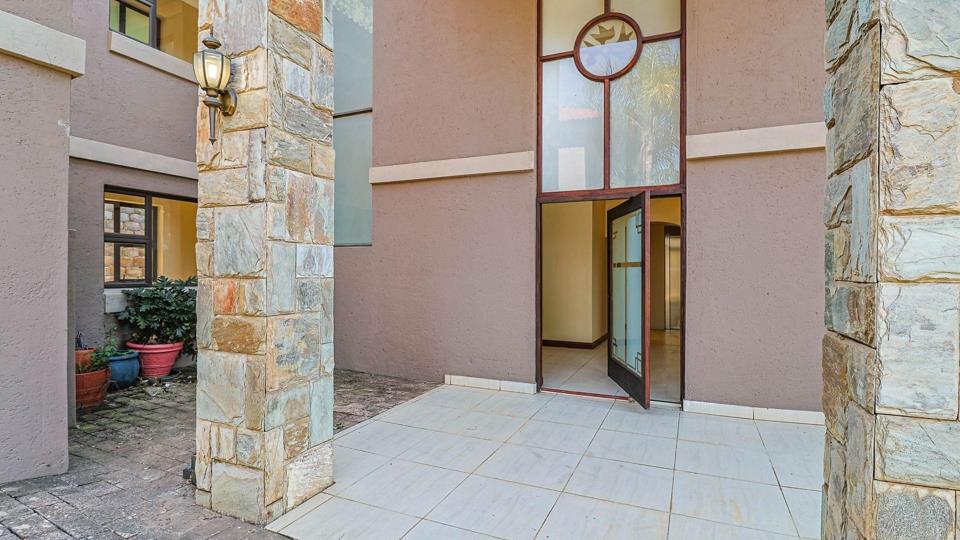 Listing number: P24-116882130, Image number: 3