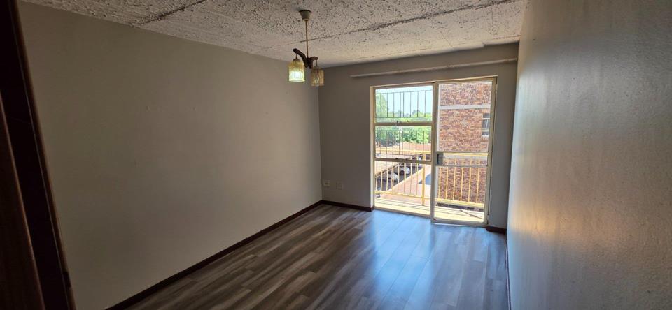 Listing number: P24-116962197, Image number: 3