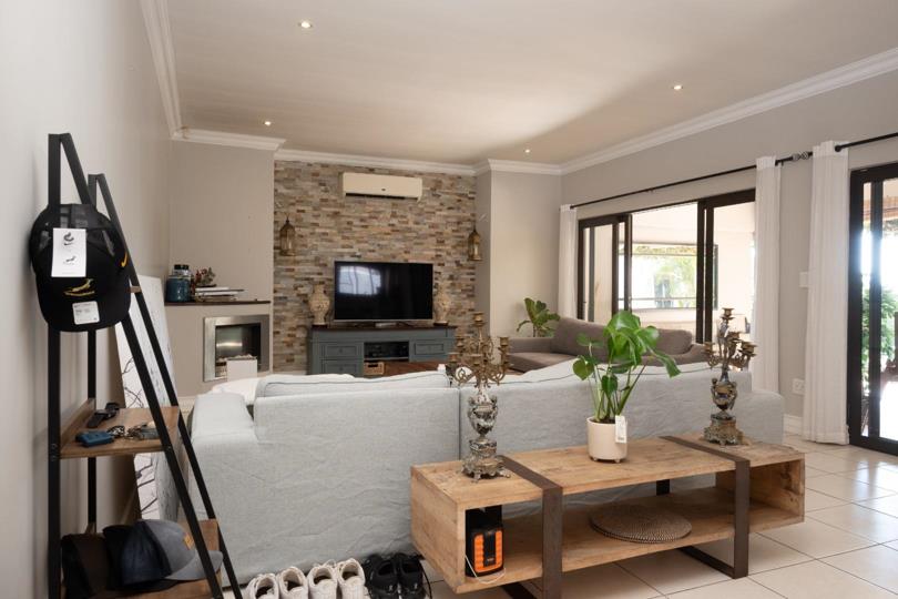 Listing number: P24-116963682, Image number: 2