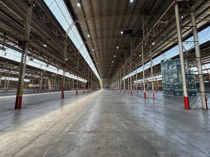 Industrial property to rent in Alrode South - 1 Jg Strijdom Road - P24 ...