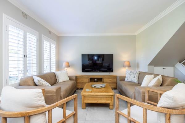 This beautifully appointed apartment, situated within the safe and secure Castleton Estate, is available to rent with immediate ...