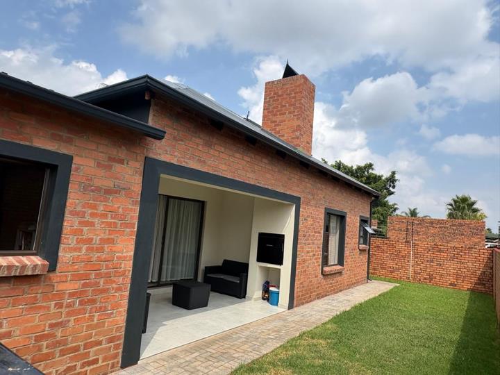 3 Bedroom House for sale in Annlin - 80 Marjoram Street. Annlin. Royal ...
