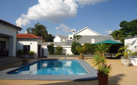 7 Bedroom House for sale in Waterkloof Ridge