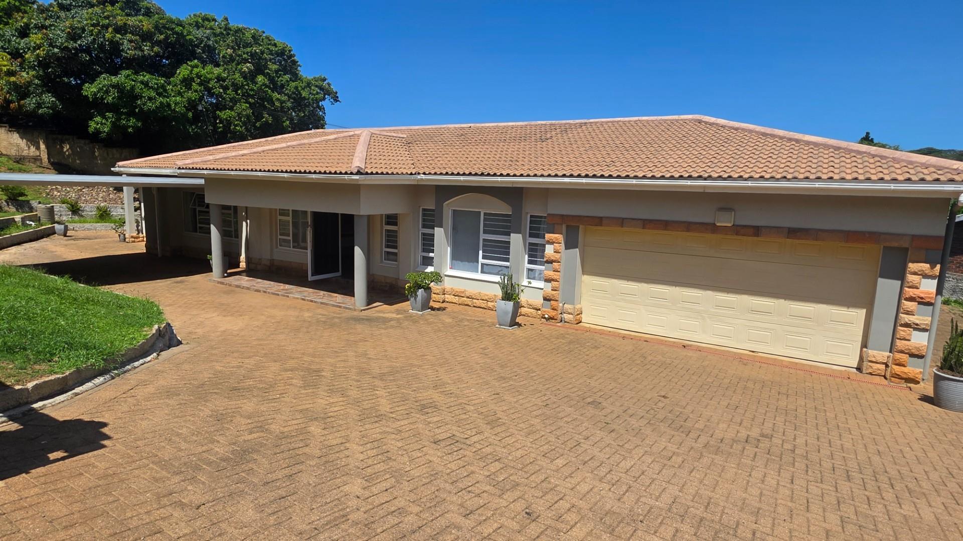 4 Bedroom House for sale in Shelly Beach - P24-116978521