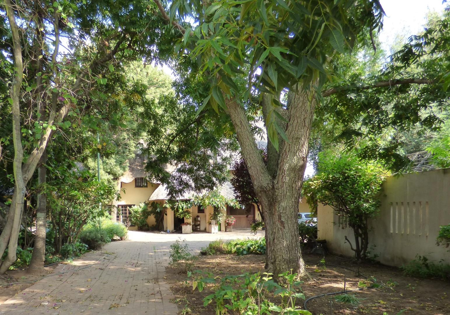 4 Bedroom House for sale in Rynfield AH - P24-116980735