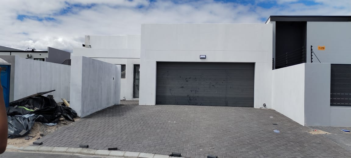 Listing number: P24-116982392, Image number: 1