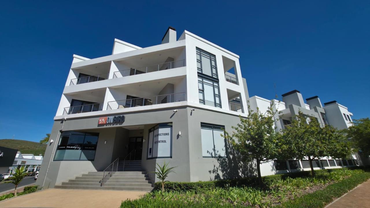 2 Bedroom Apartment / flat for sale in Stellenbosch Central - 34 95 On Bird 95 Bird Street, Stellenbosch - Stellenbosch