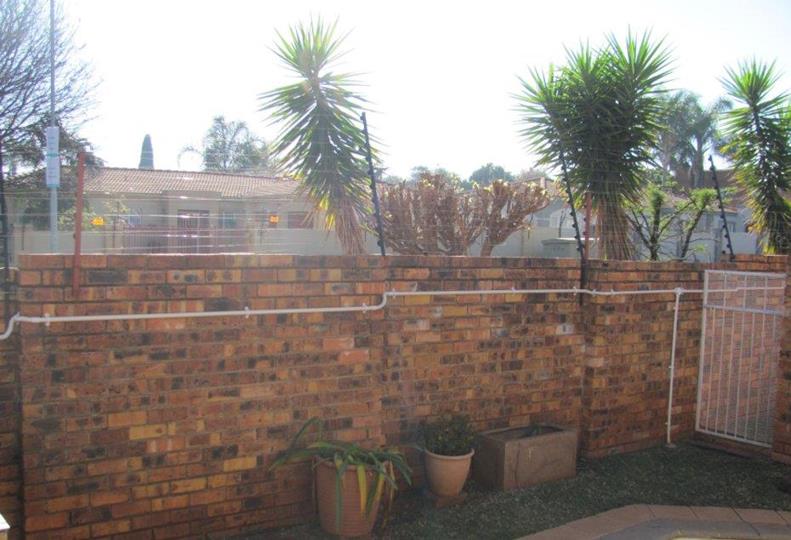 Listing number: P24-116990822, Image number: 2