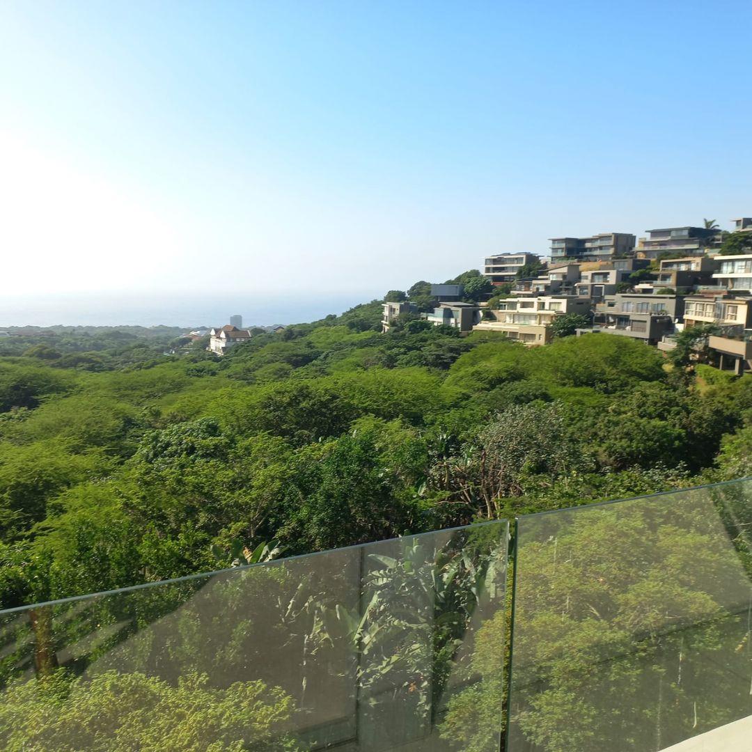 4 Bedroom Townhouse for sale in La Lucia Ridge - P24-116990946