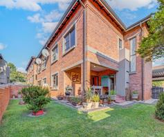 Townhouse for sale in Helderkruin