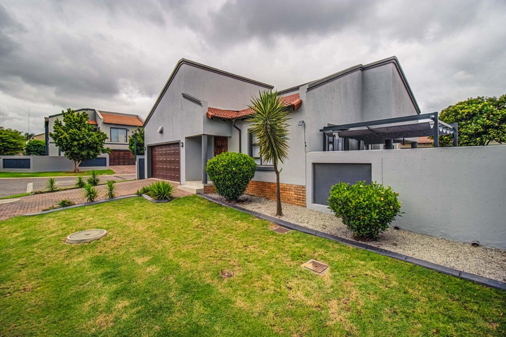 3 Bedroom House for sale in Rynfield - 205 Lessing Street - P24-116985586