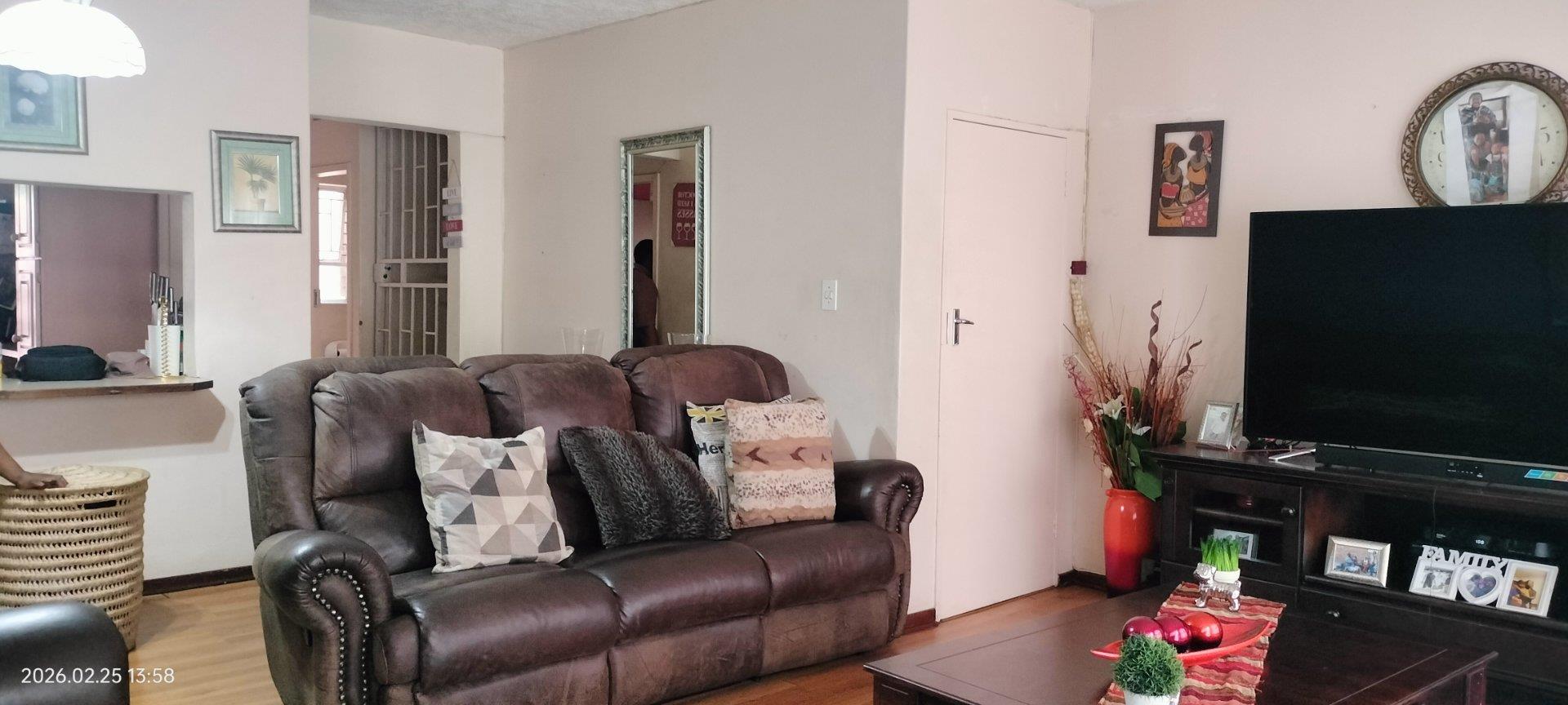 Apartment / Flat for Sale in Witbank Ext 10