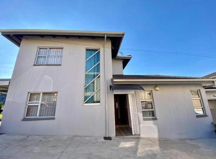 10 Bedroom House for sale in Mountain Rise - P24-116999123