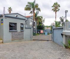 Townhouse for sale in Randpark Ridge