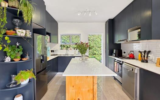 2 Bedroom Apartment / Flat for sale in Belle Constantia