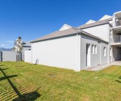 Apartment / Flat for sale in Honeydew Country Estate