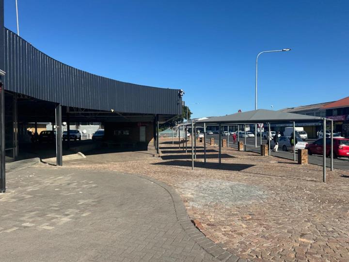 Commercial property to rent in Stikland - P24-116734976